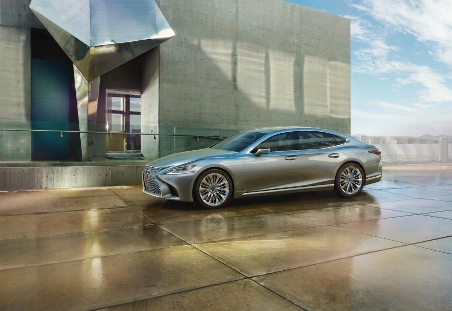  Lexus LS500 2017 года  (NA) (фото 34 из 67)